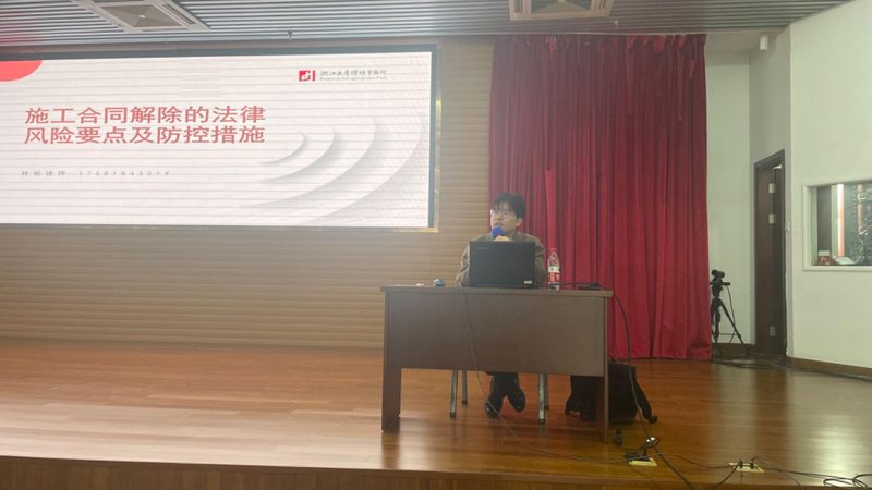 建筑资质代办：关键人员配置揭秘**